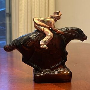 Vintage Avon Horse & Rider Amber Glass Aftershave Bottle WILD COUNTRY